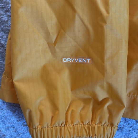 Youth Northface Spring/Fall Jacket - Picture 4 of 4